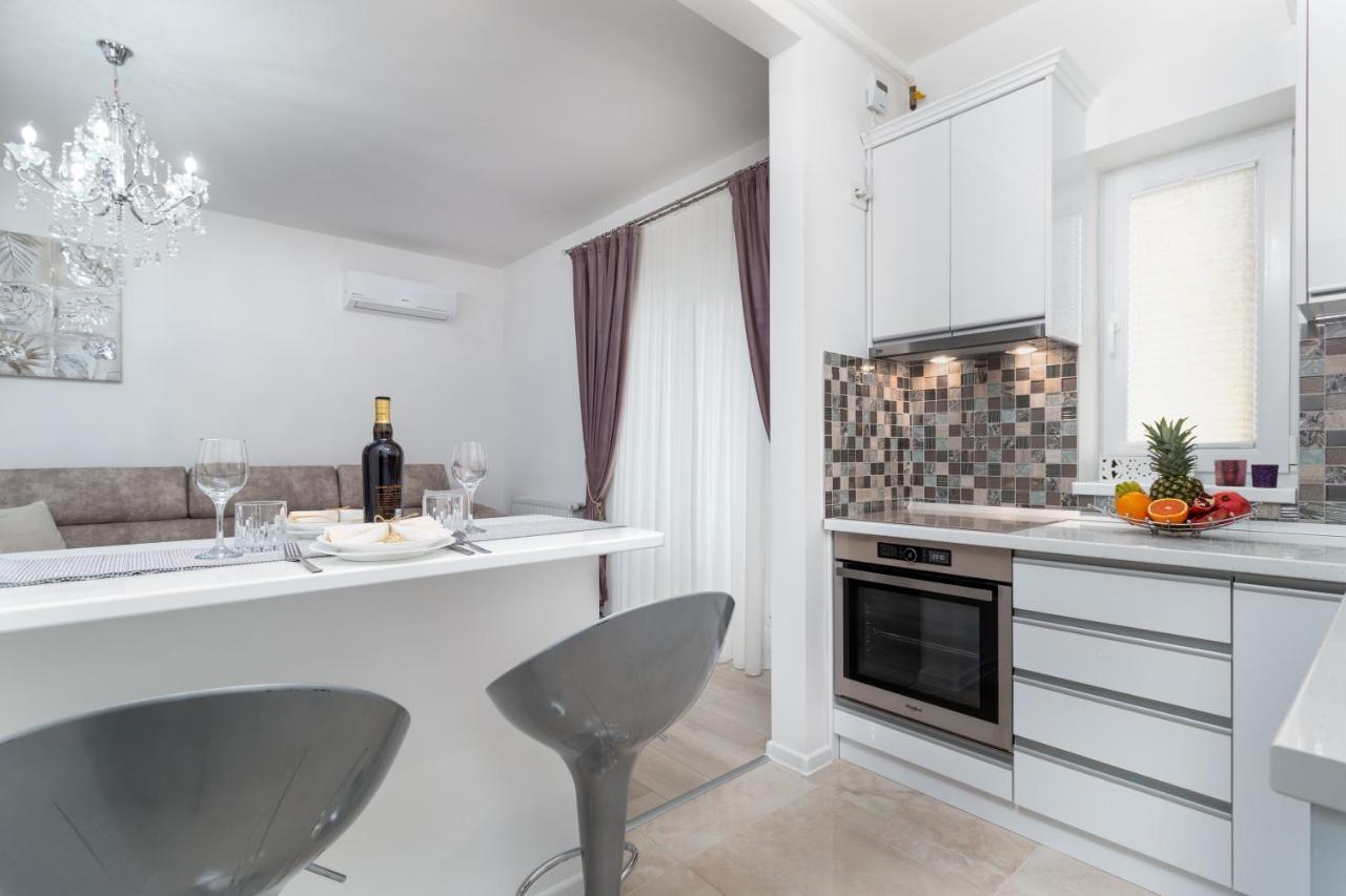 Premier Apartment Luceafarul Gran Varadino Esterno foto